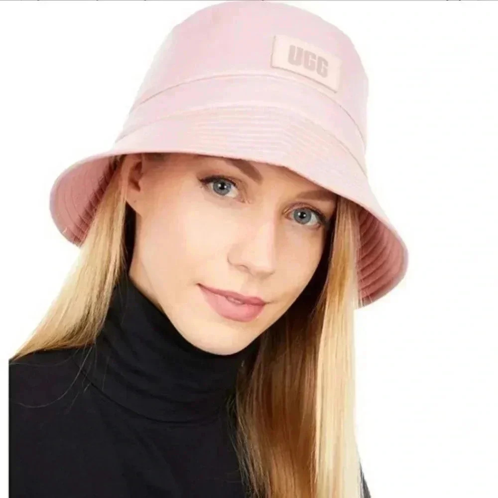 Ugg Fabric metallic Pink Bucket Hat. Nwt